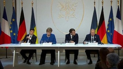РосСМИ рассказали, как Украина хочет изменить Минские соглашения