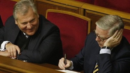 Шульц намерен в четверг просить продлить миссию ЕП в Украине