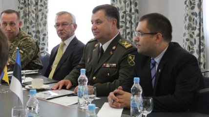 Полторак провел встречи с коллегами из Литвы, Румынии и Эстонии
