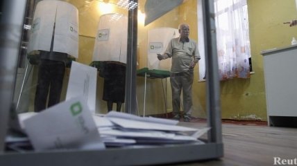 Оппозиция в Грузии лидирует после подсчета 10% бюллетеней 