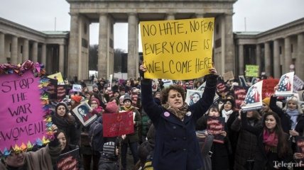 "Женские марши" против Трампа проходят по всему миру