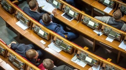 Депутаты предлагают установить ограничения для СМИ