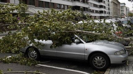 В Германии в результате шторма "Ксавьер" погибли по меньшей мере 7 человек