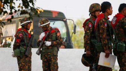 В Мьянме военные захватили власть и арестовали президента: в чем причины