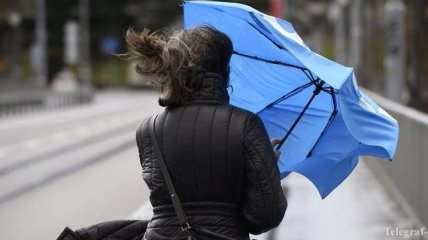 В Крыму объявлено штормовое предупреждение почти на неделю