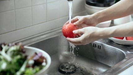 Как очистить воду из крана без фильтра: 4 простейших лайфхака