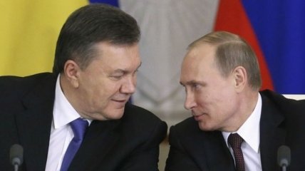 Янукович признался, что просил Путина ввести войска в Украину  