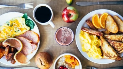 Сніданок — дуже важливий прийом їжі, який задає тон цілому дню