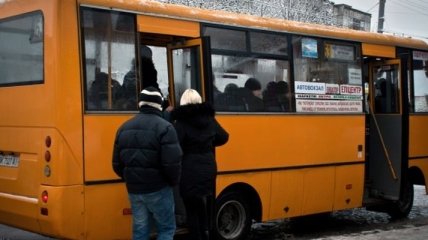 В Украине запретят рекламу на окнах общественного транспорта?
