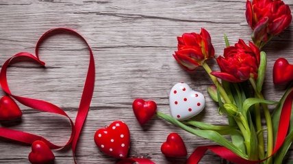 День святого Валентина 2018: смс поздравления на украинском и русском языках 