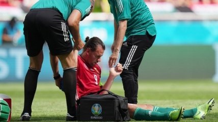 Тепловой удар на Евро-2020: пострадал капитан сборной Венгрии