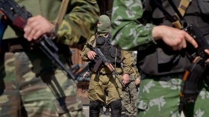 ГУР: Российских военных на Донбассе заставляют сдавать документы