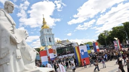Киевлянам на День Европы сделали уникальный подарок