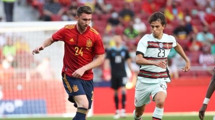 Звездный перебежчик впервые сыграл за Испанию: обзор матча с Португалией (видео)