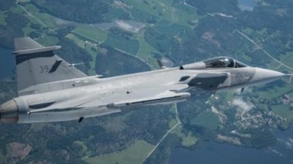 В воздух впервые поднялся истребитель следующего поколения Gripen E (Видео)