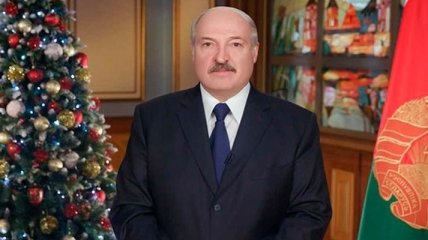 Лукашенко отправил Порошенко новогоднее поздравление 