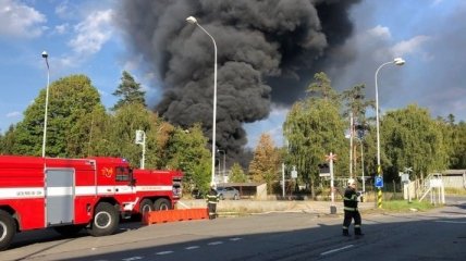 В Чехии загорелся склад с нефтепродуктами, есть пострадавшие
