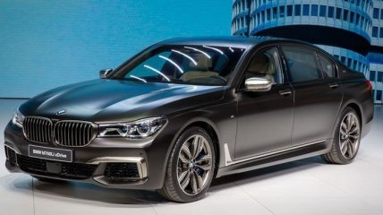 Вышла новая информация о новом BMW M760Li