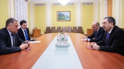 Азербайджан подтверждает намерение углублять сотрудничество с Украиной