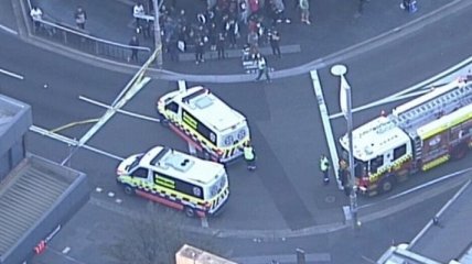 В Сиднее машина въехала в толпу, много пострадавших