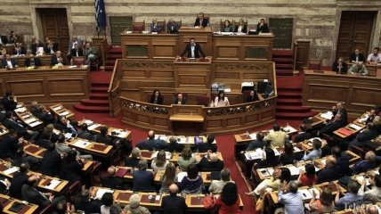 Парламент Греции утвердил проведение референдума 5 июля