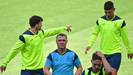 Сергей Ребров на тренировке сборной Украины