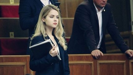 "Николаю всегда везет": как относится жена Тищенко к его молодой помощнице