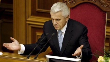Литвин намерен подписать закон о языковой политике