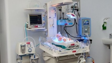 Больницам Западной Украины подарили уникальное оборудование 