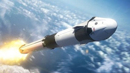 SpaceX успішно запустила космічний корабель Dragon на МКС