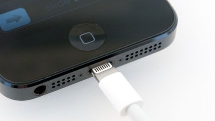 Не стоит использовать не оригинальные Lightning-кабели для iPhone 5
