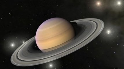 Снимки Сатурна за 11 лет вместили в одно видео 
