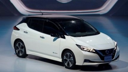 Обновленный электромобиль Nissan Leaf (Фото)