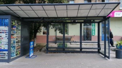 Автобусная остановка в столице