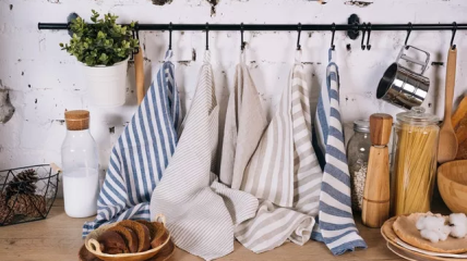 Как отстирать полотенца, которые используют на кухне