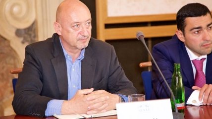 СБУ запретила въезд в Украину чешскому депутату Шарапатке