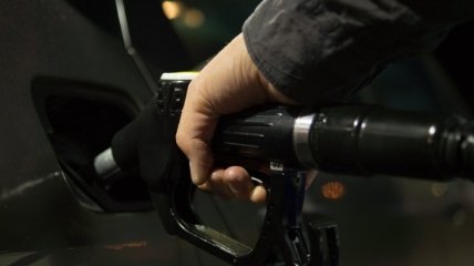 Представитель Зеленского призывает снизить цены на дизельное топливо