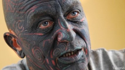 Президентом Чехии может стать полностью татуированный человек