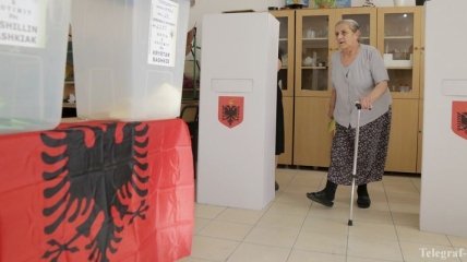 На фоне конфликта власти и оппозиции в Албании проходят выборы