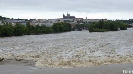 В Праге из-за угрозы подтопления закрыты 8 станций столичного метро 
