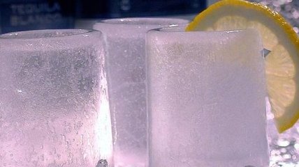 Почему нельзя пить напитки со льдом