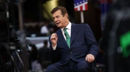 Манафорту и его бывшему деловому партнеру выдвинуты обвинения 