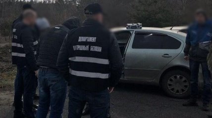В Полтавской области на взятке задержали двух полицейских  