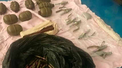 В одном из гаражей в Днепре нашли арсенал боеприпасов