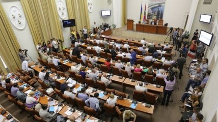 Горсовет Запорожья поддержал проект закона о спецстатусе региона