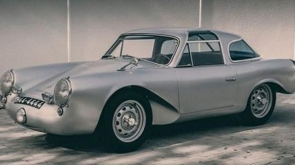 Единственный в своем роде: Gloeckler-Porsche 356 Coupe 1954 года (Фото)