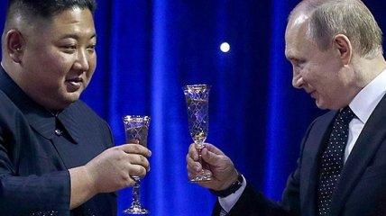 Путин наградил Ким Чен Ына медалью