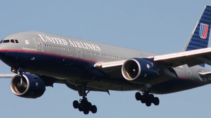 United Airlines остановила полеты самолетов внутри США из-за компьютерного сбоя