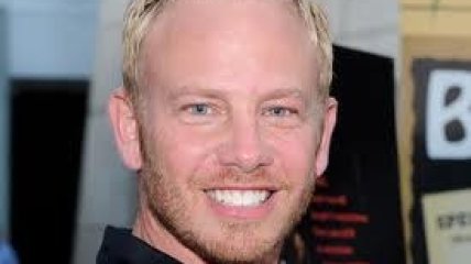 Звезда Беверли Хиллз стал папой