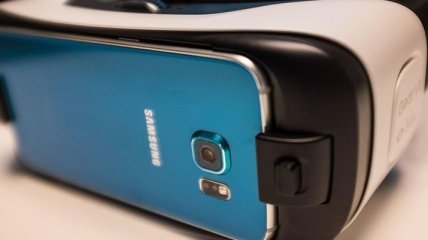 Компания Samsung готовит новые VR-гарнитуры